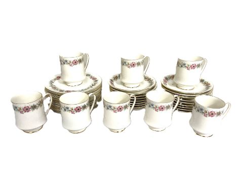 A part Paragon "Belinda" pattern dinner set, to include: six dinner plates, 28 cm, six soup bowls, tea cups, coffee cups, sau