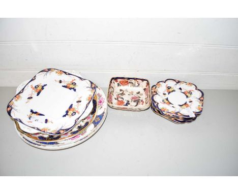 Mixed Lot: Various floral ceramics to include masons mandalay pattern bowl plus various dinner plates, saucers etc