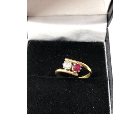 18ct gold antique diamond &amp; ruby ring weight 1.7g 