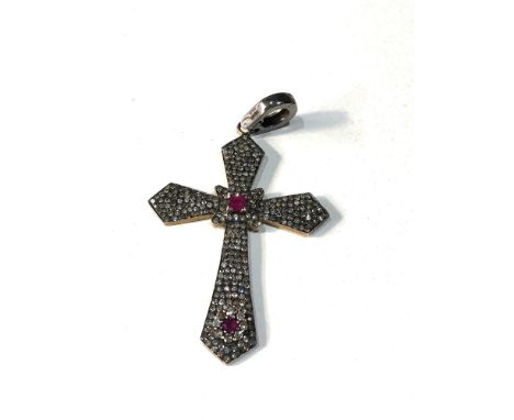 Fine antique silver and gold back Spanish diamond and ruby cross with later loop top measures approx 5.1cm by 3.5cm not inclu