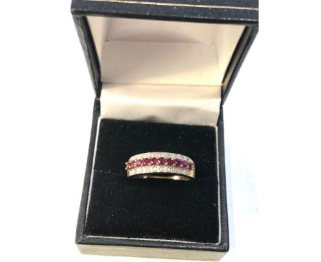 9ct gold 0.10ct diamond and ruby ring 