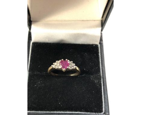 9ct gold ruby &amp; diamond ring weight 2.2g 