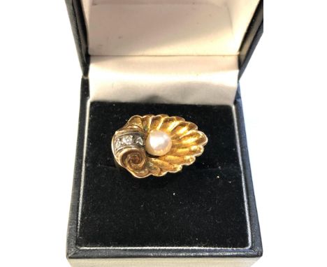 Unusual Egyptian 18ct gold diamond and pearl oyster shell design ring  head measures approx 2.2cm by 1.6cm weight 9g 