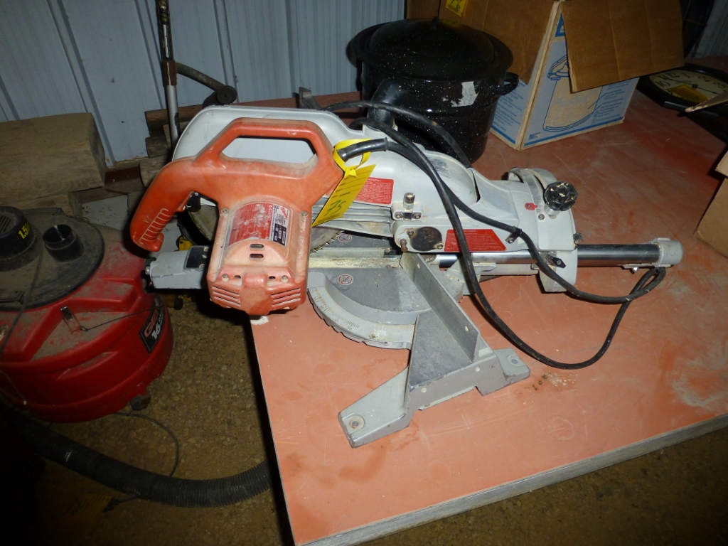 Milwaukee 10" compound Miter saw
