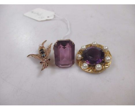together with an amethyst and pearl brooch and an amethyst ring (Qty: 3)