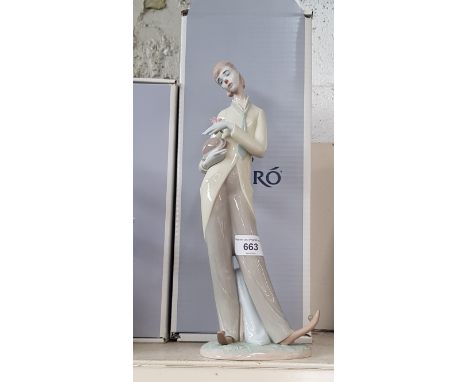 Lladro Premier figure with boxCondition:- Good, no sign of any damage or repair.