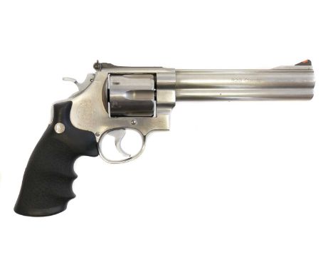 Deactivated Smith and Wesson revolver Deactivated Smith and Wesson model 629 Classic .44 magnum revolver, 6.5inch barrel stai