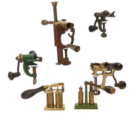 Good collection of shotgun reloading tools Good collection of shotgun reloading tools, to include a rare .410 roll turn over 