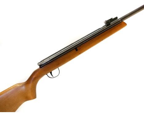 Webley Osprey .177 air rifle, Webley Osprey .177 air rifle, 18inch barrel, side cocking lever action, no serial number.No lic