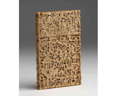 A carved ivory card holder - China, 19th Century; ; 10.8 x 7 x 0.5 cm, 4 1/4 x 2 3/4 x 0 13/64 in, weight 61 gr. Item conditi