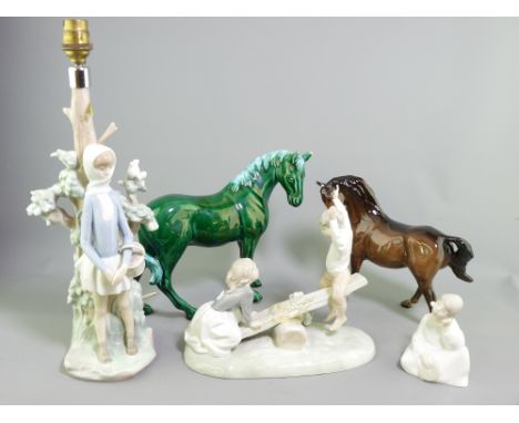 LLADRO TABLE LAMP &amp; SHADE, another of children on a seesaw, Beswick type horses ETC