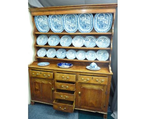 GEORGE IV NORTH WALES ELM &amp; PINE DRESSER with mixed blue and white pottery dresser set, three shelf wide boarded rack and