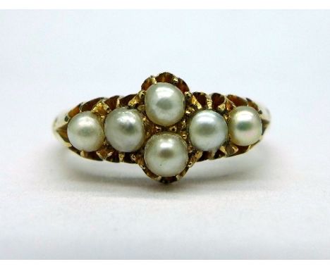 A Victorian 18ct gold and seed pearl ring, weight 4.2g, size O, hallmark worn