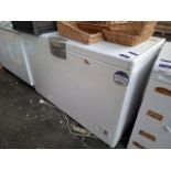 Beko CHX128W chest freezer
