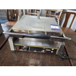 Buffalo L530-B panini press