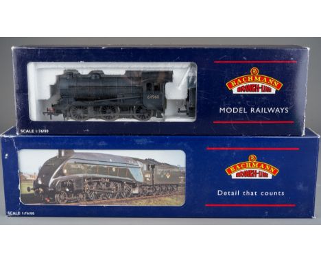 Bachmann 00 Gauge consisting of 31-960A A4 60015 'Quicksilver' D/Chimney BR Green L/Crest Weathered and 31854 J39-64960 BR Bl
