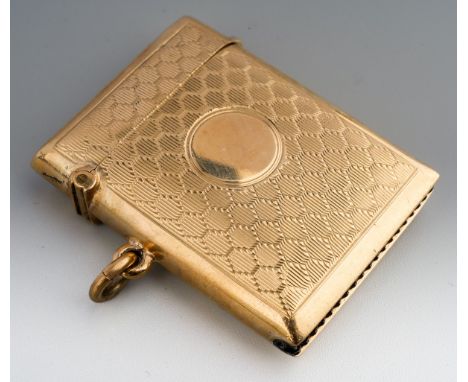 9ct  gold vesta case, engine turned detail, Hallmarked 375, makers marks for S&amp;B, gross weight 18.8g