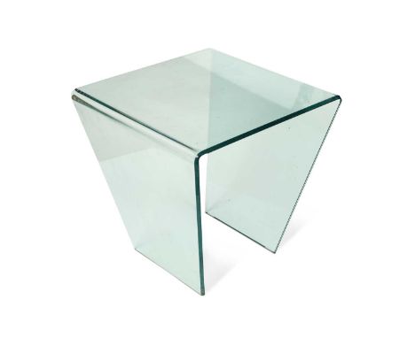 with bevelled edges50 x 50 x 50cmCondition report: Some light surface scratches only, overall in good condition.