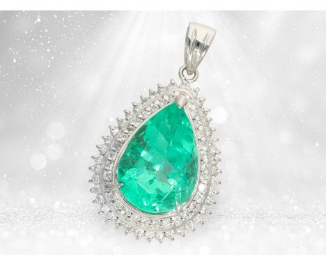 Anhänger: sehr hochwertiger Platinanhänger mit zertifiziertem, kolumbianischen Smaragd von ca. 5ct: Ca. 27 × 16mm, ca. 8,8g, 