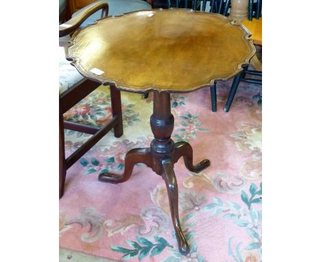 A Georgian style mahogany tilt-top tripod table with pie-crust edge, 19th century and later, 60cm diameter