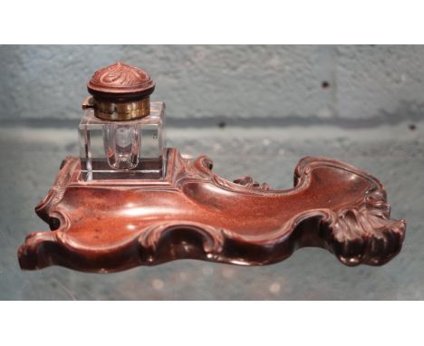 19thC Napoleon 111 French desk inkwell, of 'Gutta Percha' or 'Bois Durci' with glass Inkwell, in Louis XV style
