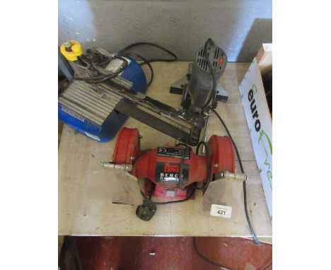 Collection of power tools 