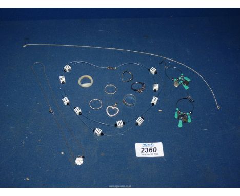 A small quantity of jewellery to include; Pandora daisy ring and matching necklace, a pair of earrings, handmade beaded neckl
