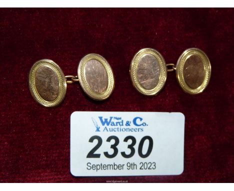 A pair of 9ct Birmingham rose gold, oval, chain link cufflinks with engine turn detail, maker Owen Powell, total weight 4.1g.
