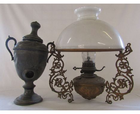 German Zimmermann &amp; Co oil lamp H 48 cm and a pewter samovar (af)