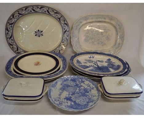 Various meat dishes, Chinese plate &amp; 2 tureens