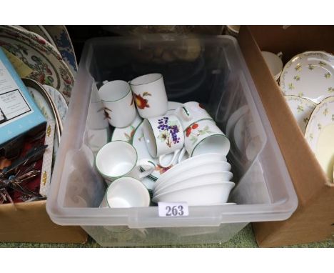 Royal Worcester Evesham Vale pattern 