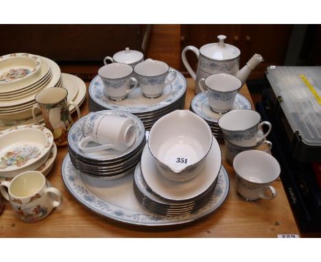 Noritake Blue Hill decorated dinner set 