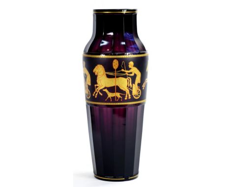 A BOHEMIAN GILT AMETHYST GLASS VASE, OF FACETED FORM WITH A BAND OF CHARIOTEERS, 35CM H, C1925