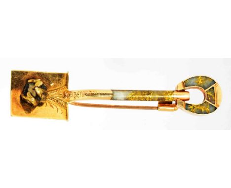 THE GOLD RUSH.  A GOLD, QUARTZ AND PYRITES DIGGER'S BROOCH IN THE FORM OF A SHOVEL, BOULDER AND HORSESHOE, LATE 19TH C, 6.3CM
