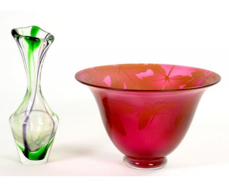 A PINK CAMEO   GLASS BOWL   THE INTERIOR WITH LOW RELIEF MOTHS AND LEAVES, AND A GLASS VASE WITH STREAKS OF GREEN AND AMETHYS