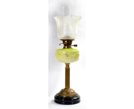 A VICTORIAN BRASS OIL LAMP WITH LIMED GREEN MOULDED GLASS FOUNT, BRASS BURNER AND ETCHED GLASS SHADES, 61CM H EXCLUDING BLACK