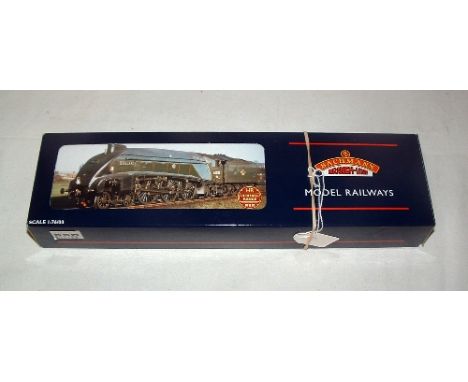 BACHMANN 31-952B LNER Garter Blue A4 4-6-2 'Mallard' with Valances. NRM Heritage Range Issue. Mint Boxed with Instructions an