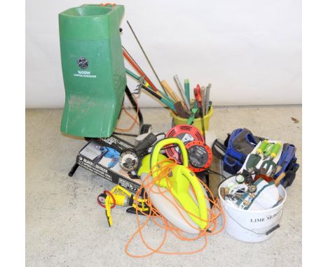 Collection of garden tools, shredder, trimmer etc