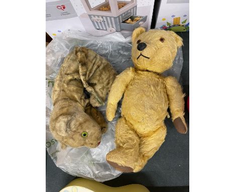 TWO VINTAGE SOFT TOYS 