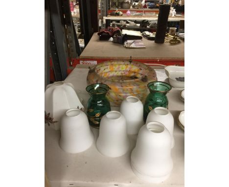 A QUANTITY OF GLASS LIGHT SHADES TO INCLUDE AN ART DECO STYLE LARGE MULTICOLOURED LIGHT SHADE, WHITE GLASS LAMP SHADES (6), F
