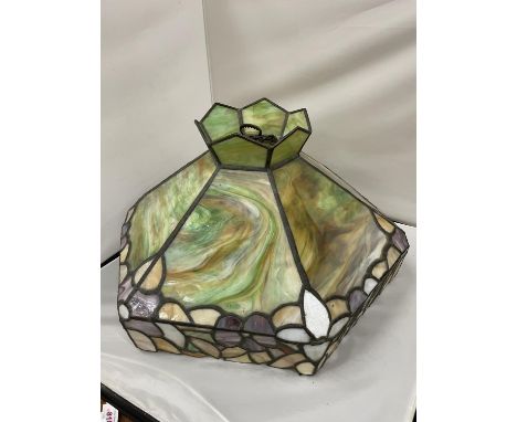 A VERY LARGE TIFFANY STYLE LAMP SHADE 54CM DIAMETER 