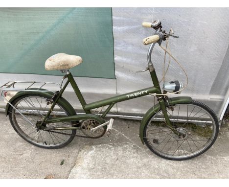 A VINTAGE TWENTY LADIES BIKE 