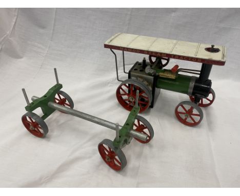 A MAMOD STEAM TRACTOR MODEL TE1A AND FURTHER ROLLING CHASSIS 