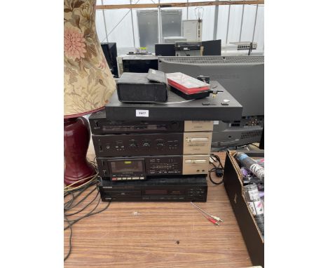 AN ASSORTMENT OF PIONEER STEREO ITEMS TO INCLUDE A TURNTABLE, AMPLIFIER AND CASSETTE DECK ETC 