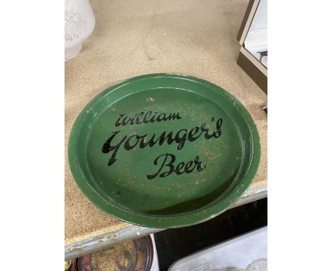 A WILLIAM'S YOUNGERS BEER VINTAGE ROUND GREEN PUB TRAY DIAMETER 16CM 