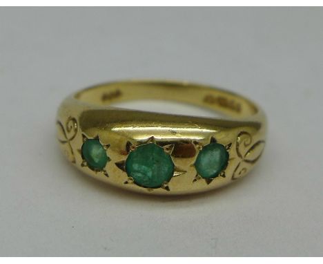 A 9ct gold and emerald ring, 3g, N