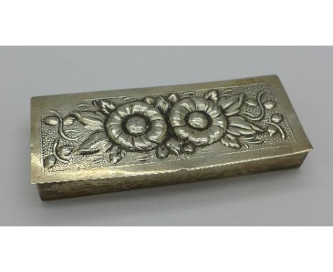A Spanish white metal snuff box