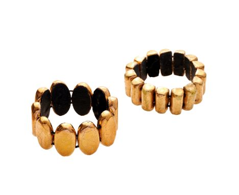 Mithé ESPELT (Marie-Thérèse Espelt dite) (1923-2020)Bracelets (deux œuvres) circa 1950  bracelets élastiques en terre estampé