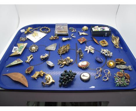 Assorted Costume Brooches, including dogs, ceramic flowers, etc:- One Tray