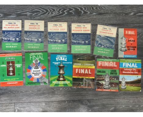 FA Cup Final Football Programmes: Some signed to cover and includes 54 59 60 61 by Blanchflower, 67 by Mackay and Jennings, 6